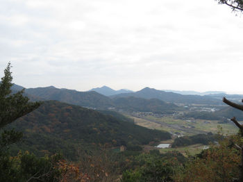 IMG_0517２００m展望地から花ヶ岳・楞厳寺山(後方）.JPG