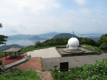 IMG_1142山頂広場・仏舎利塔・関門海峡・火の山.JPG