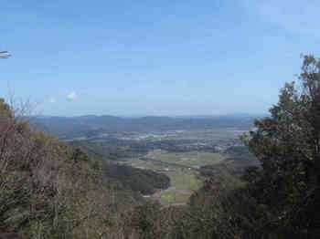 IMG_7281清末方面、背後に蓮台寺山・石山など.JPG