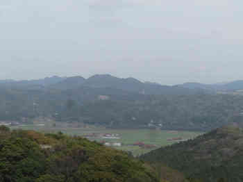IMG_7910江船山（左奥）・猿王岳.JPG