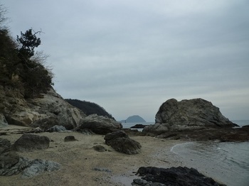 P1010403阿子島の浜(東側）.JPG