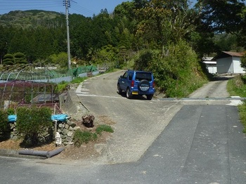 P1050320林道入口（左道・逆方向）.JPG