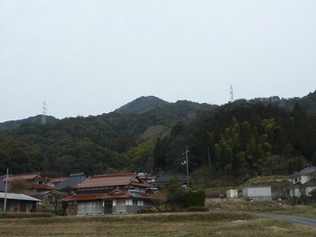 P1140908下田代集落から山頂.JPG
